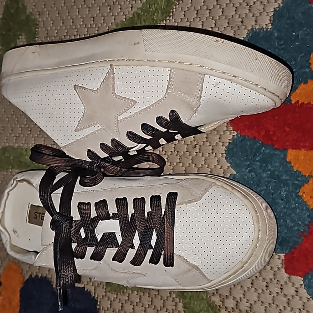 Steve Madden star slide sneakers  Women’s size 6